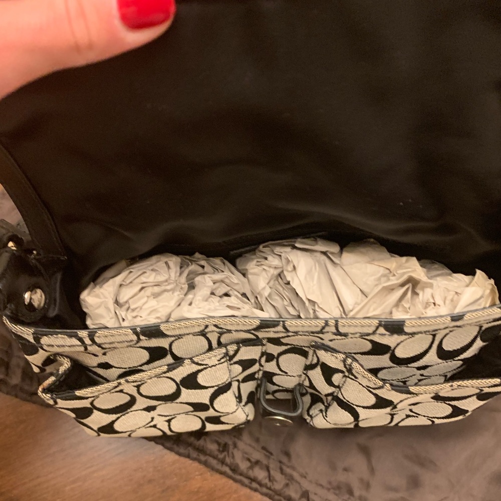 Coach Handbag - Picture 5 of 7